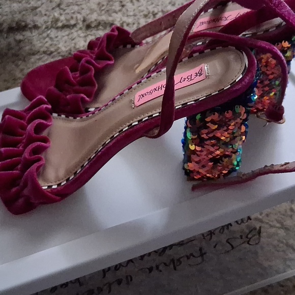 Betsey Johnson Iliana velvet sequin heels - Picture 6 of 9